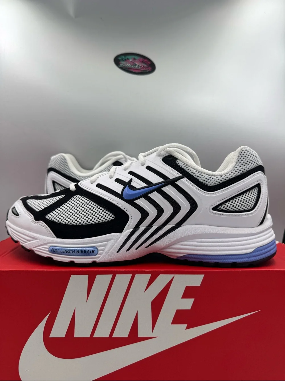 Nike Air Pegasus 2005 White Black Royal Pulse BRAND NEW Size 13 - Picture 1 of 8
